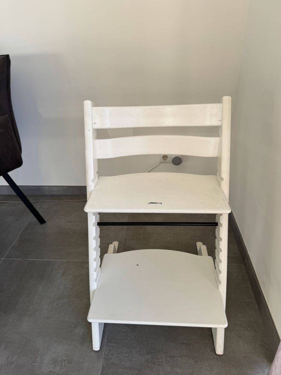 Witte Tripp Trapp kinderstoel – foto 1